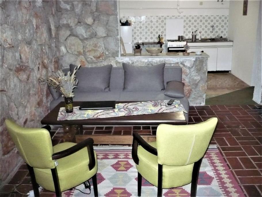 Apartment Maya Stari Grad  Buitenkant foto